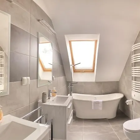 דירה Kora Cieplice ילנייה גורה